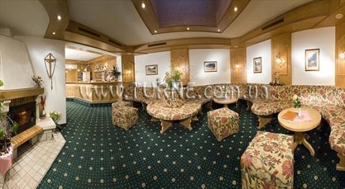 Готель Persura 3*