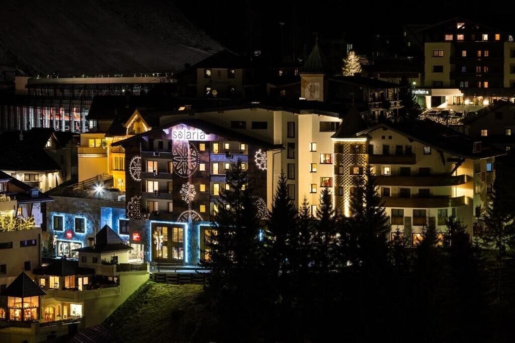 Готель Hotel Solaria 4*