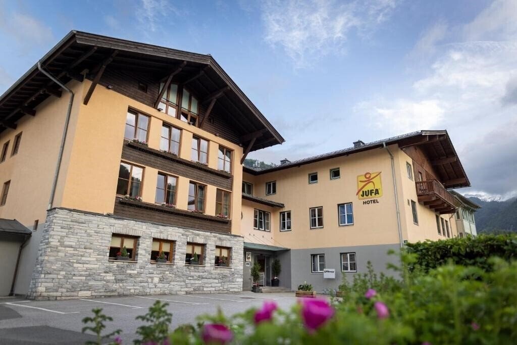 Отель Jufa Hotel Kaprun апартаменты