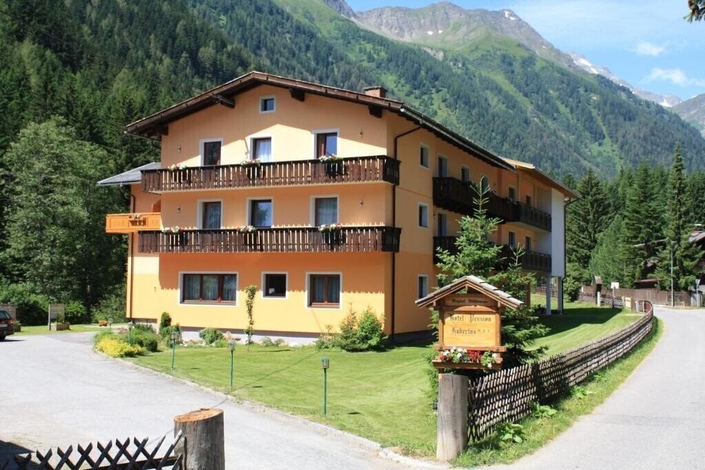 Готель Hubertus (Mallnitz) 3*
