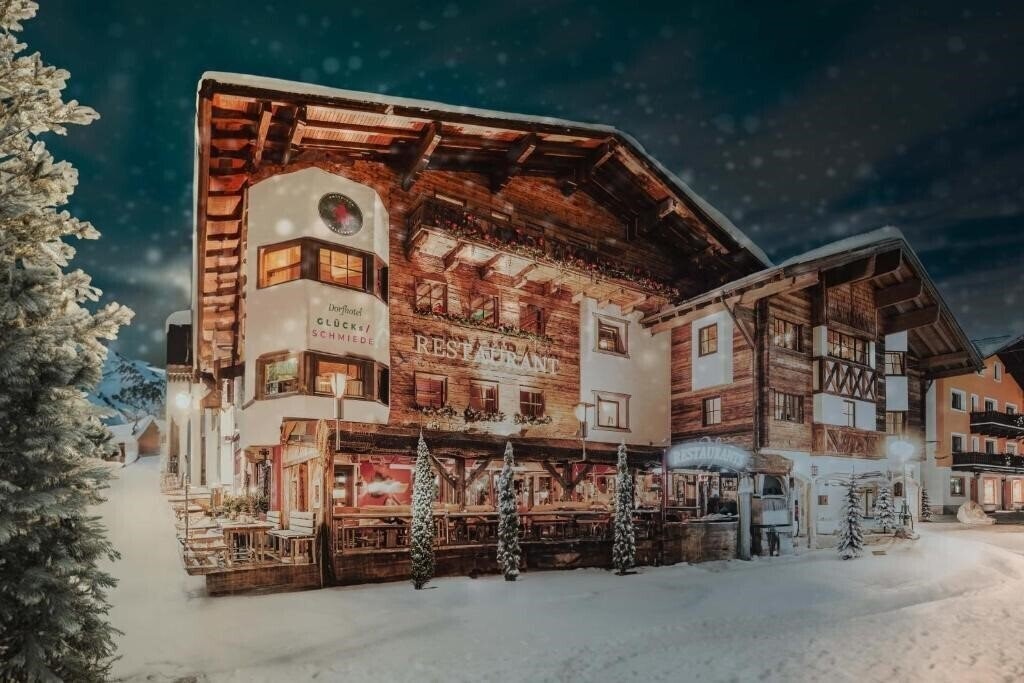 Готель Zur Dorfschmiede 4*