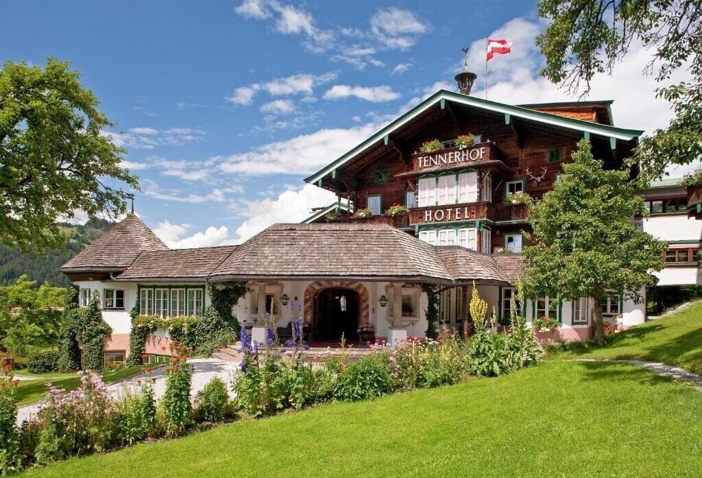 Готель Tennerhof 5*
