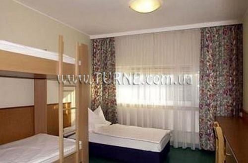Фотографія Youthotel Linz 3*