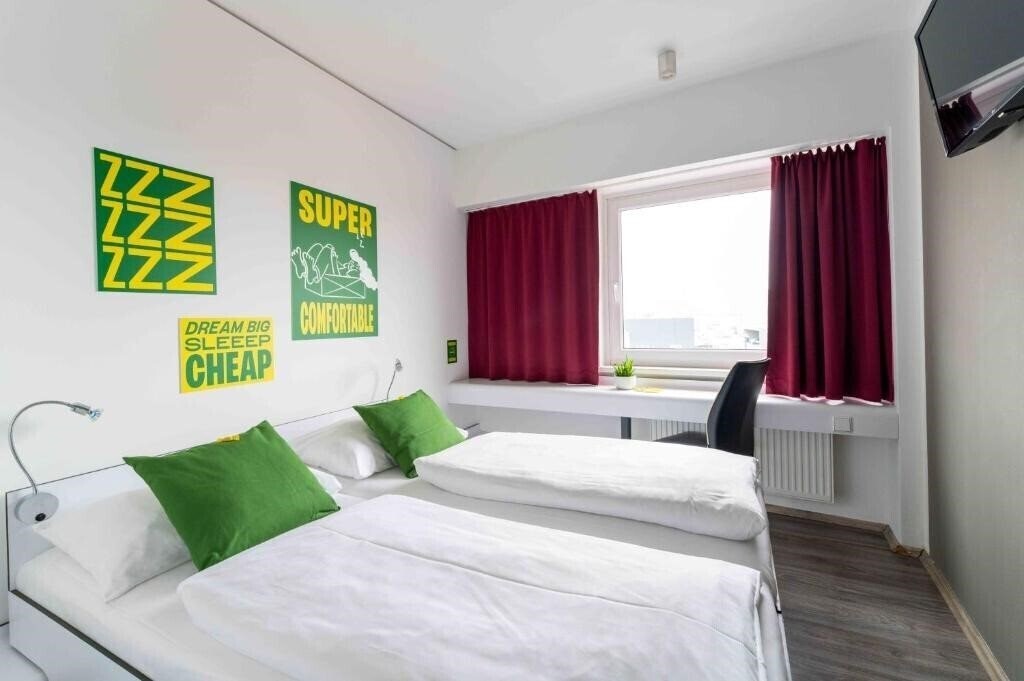 Отель Hb1 Budget Hotel Wiener Neudorf 1*