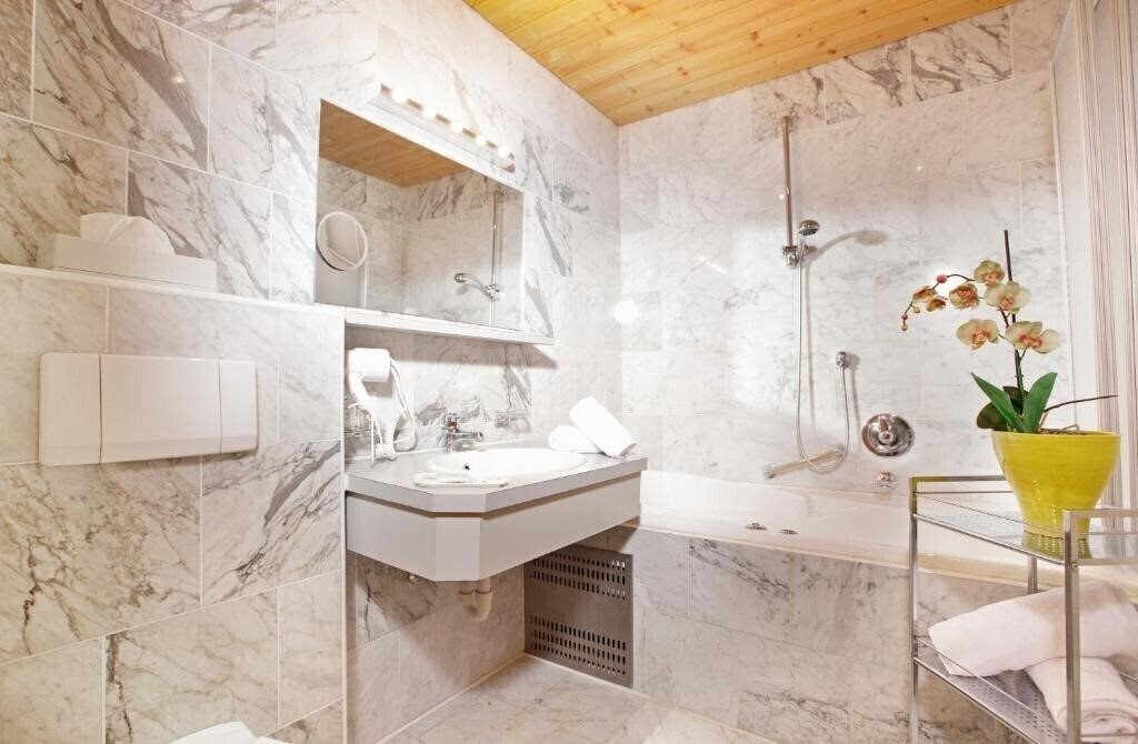 Фотографія Zum Holzknecht Hotel 4*