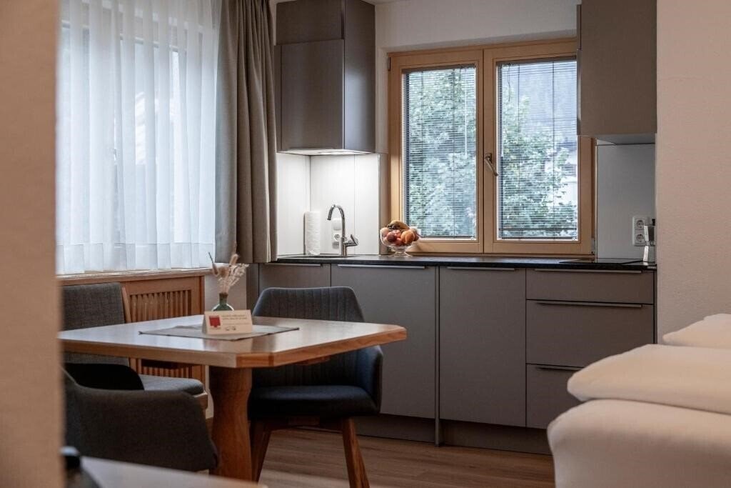 Фотографія Hotel Montfort 3*