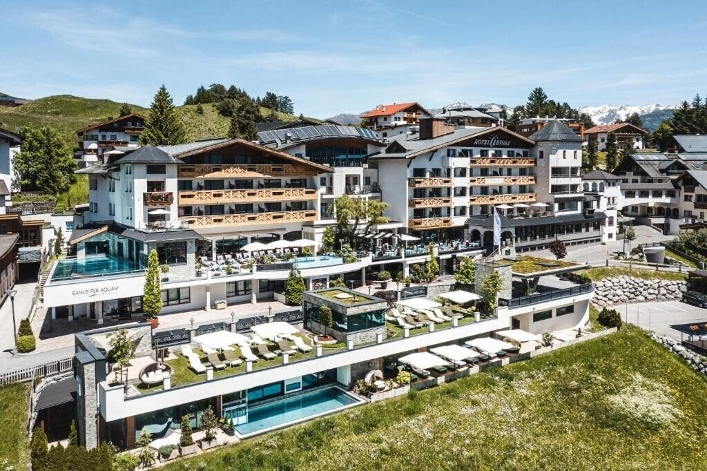 Отель Cervosa 5*