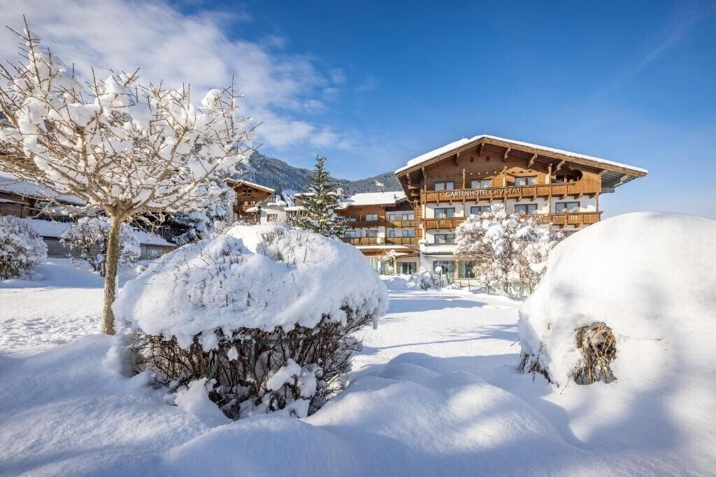 Фото Gartenhotel Crystal (Fugen) 4*