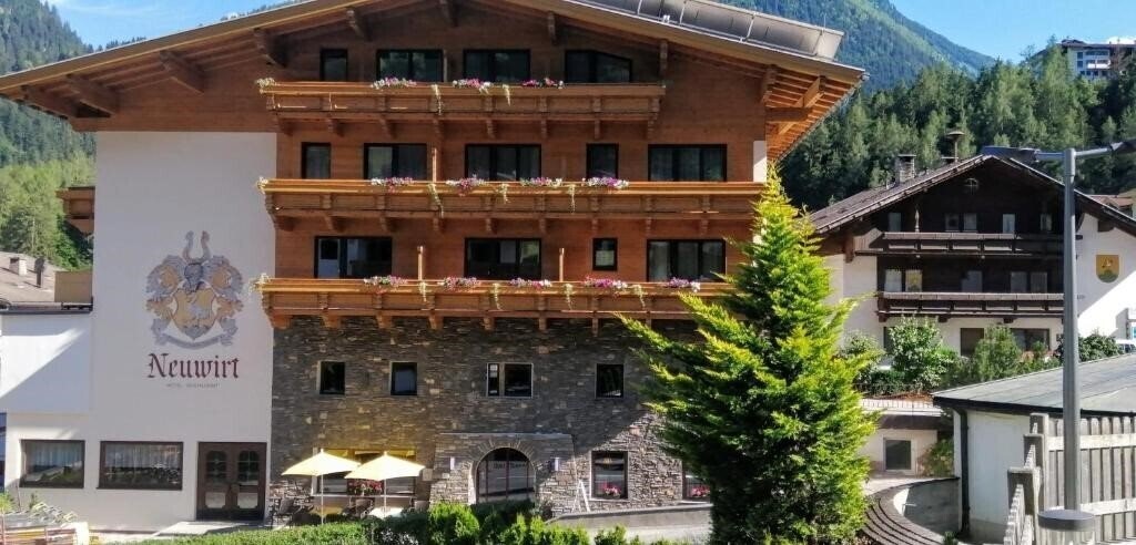 Готель Hotel Neuwirt 3*