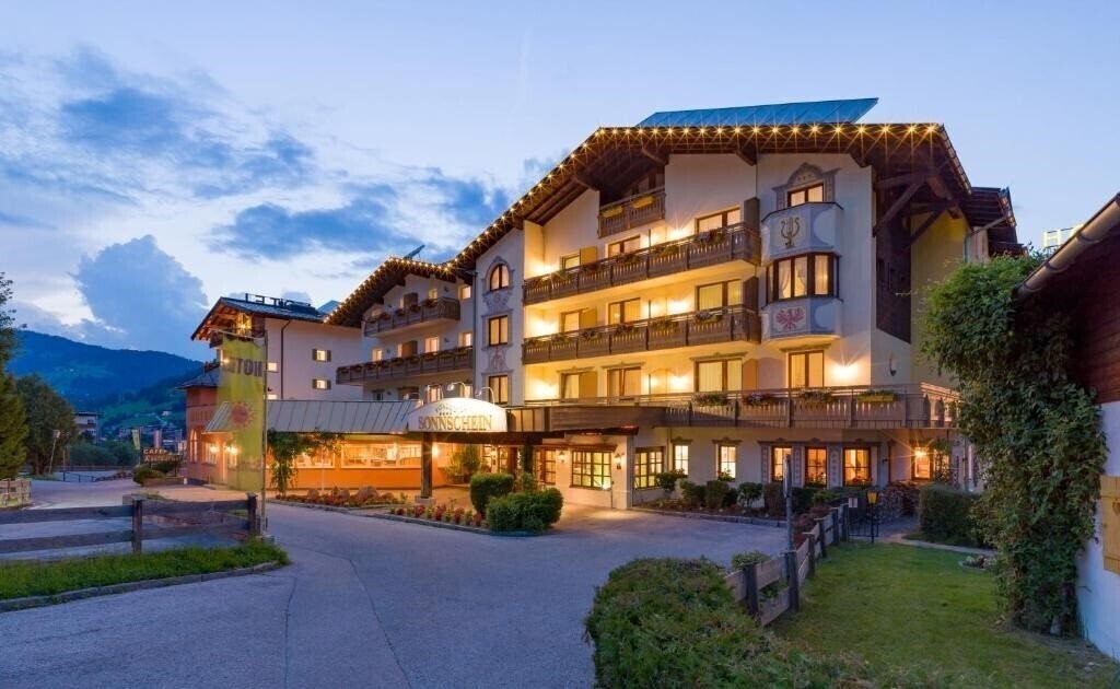 Отель Sonnschein (Niederau) 3*
