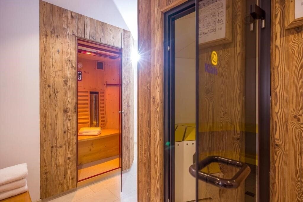 Фото Sporthotel Austria (St. Johann in Tirol) 4*