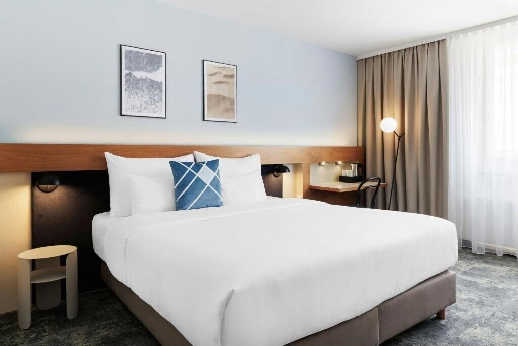 Фото Austria Trend Hotel Anatol 4*