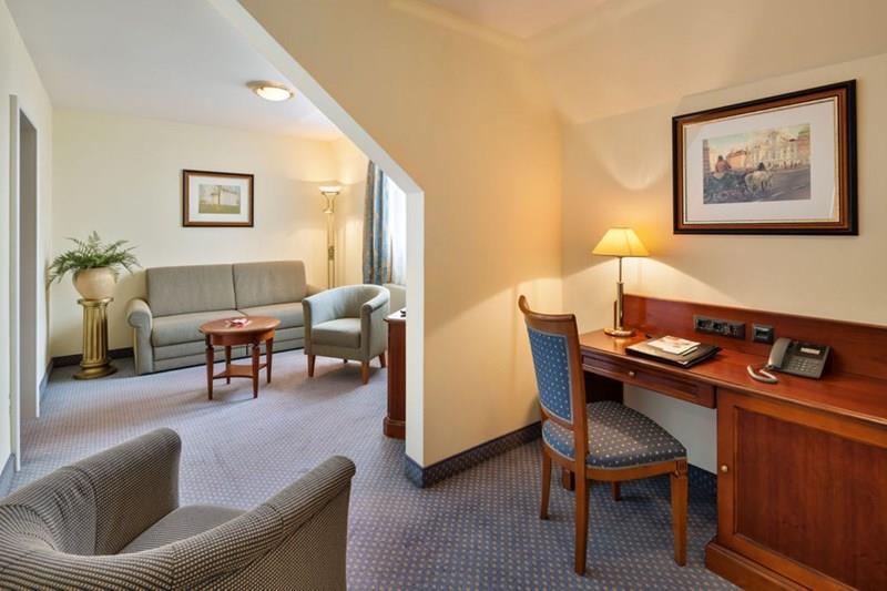 Фото Austria Trend Hotel Schloss Wilhelminenberg 4*