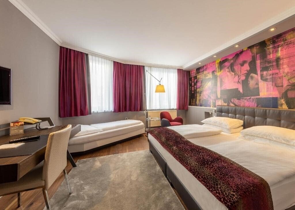 Фото Hotel Wilhelmshof 4*