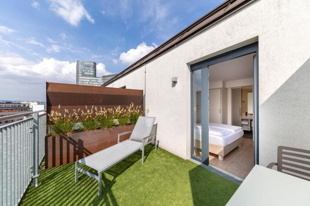 Фотографія Hotel Zeitgeist Vienna Hauptbahnhof 4*