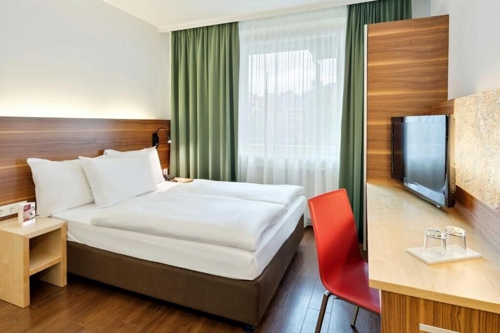 Готель Austria Trend Hotel Beim Theresianum 3*
