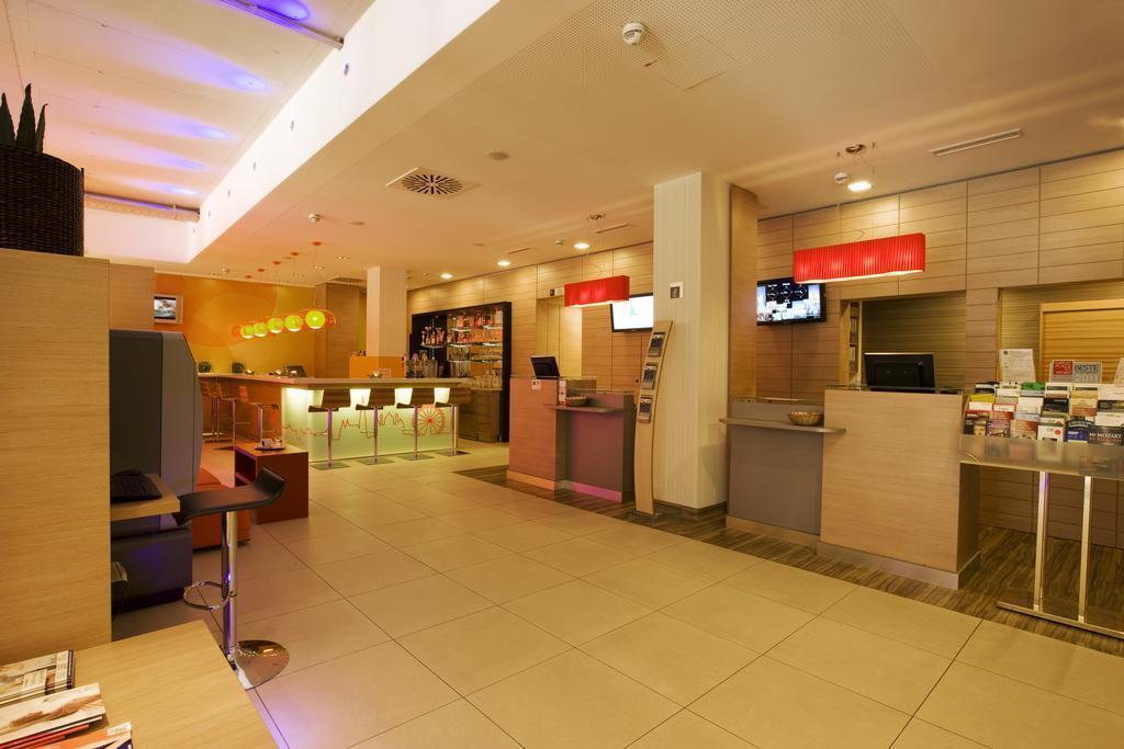 Готель Ibis Wien Messe 3*