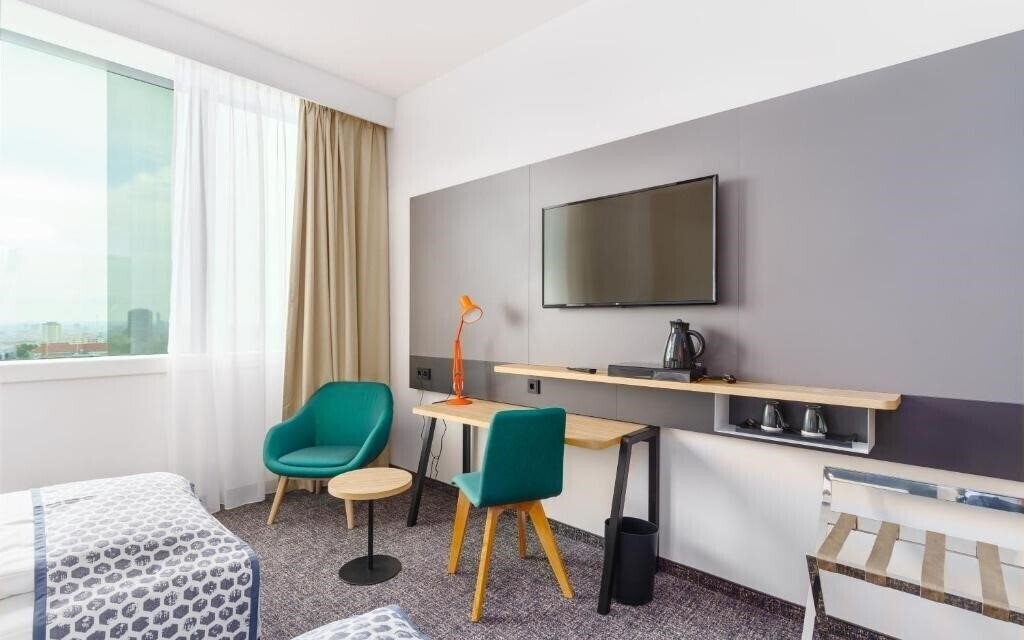 Изображение Holiday Inn Vienna South 4*