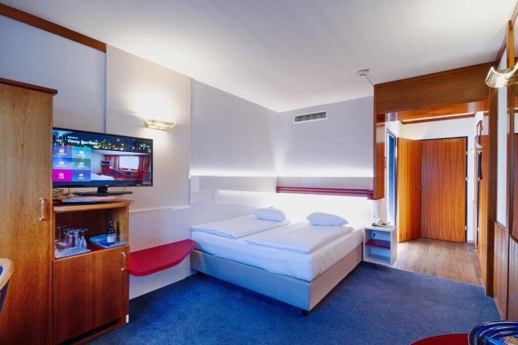 Фото Vienna Sporthotel 3*