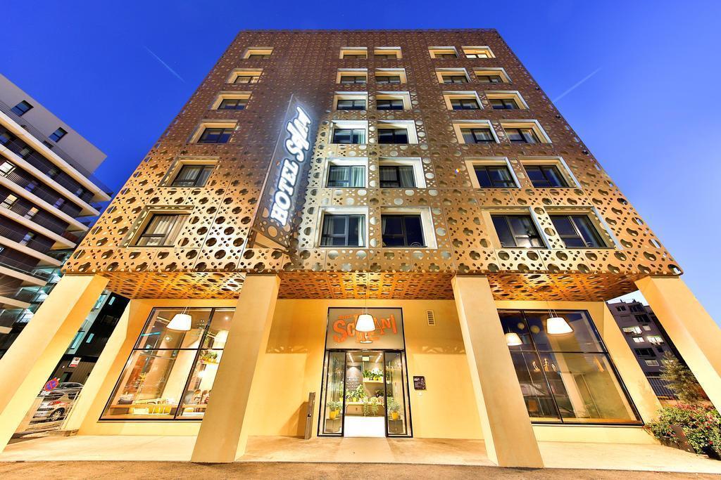 Отель Hotel Schani Wien 4*