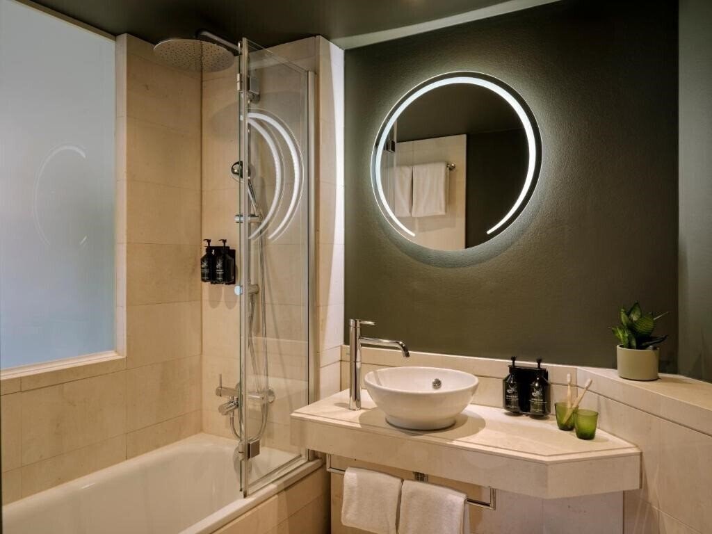 Картинка Max Brown Hotel 5th District 4*