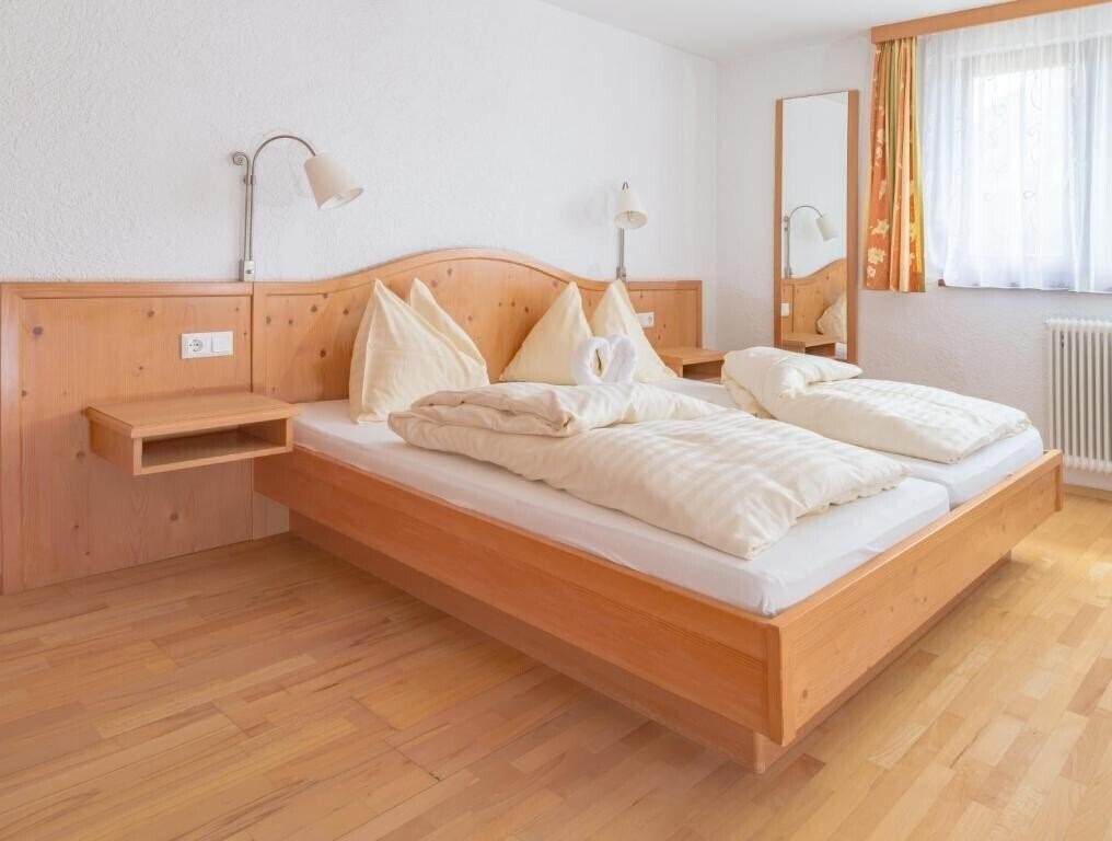 Зображення Schwaiger 3*