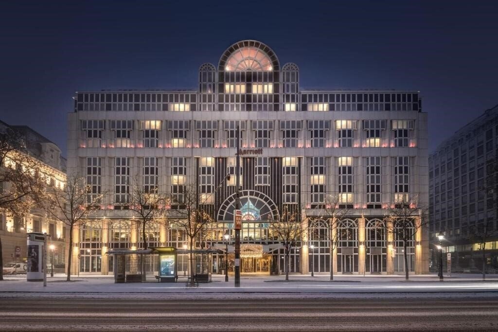 Фотографія Vienna Mariott Hotel 5*