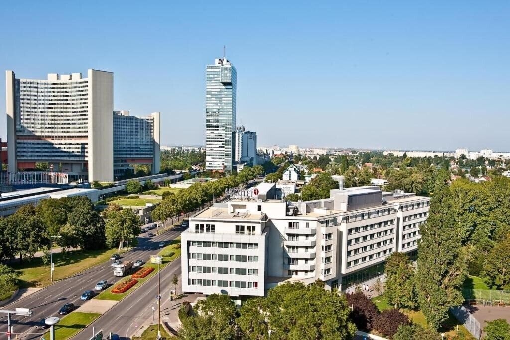 Отель Arcotel Kaiserwasser 4*