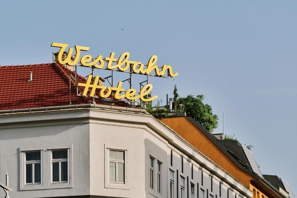 Отель Westbahn 4*