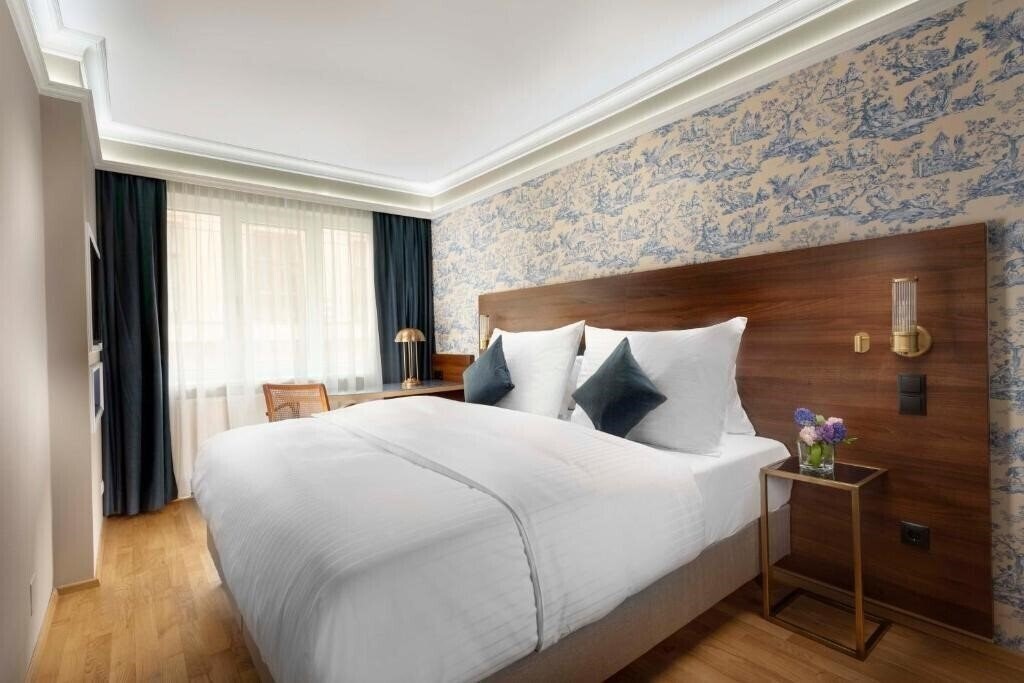 Готель Artist Boutique Hotel 4*