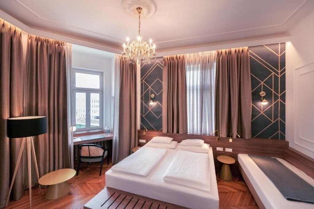 Отель Donauwalzer 3*