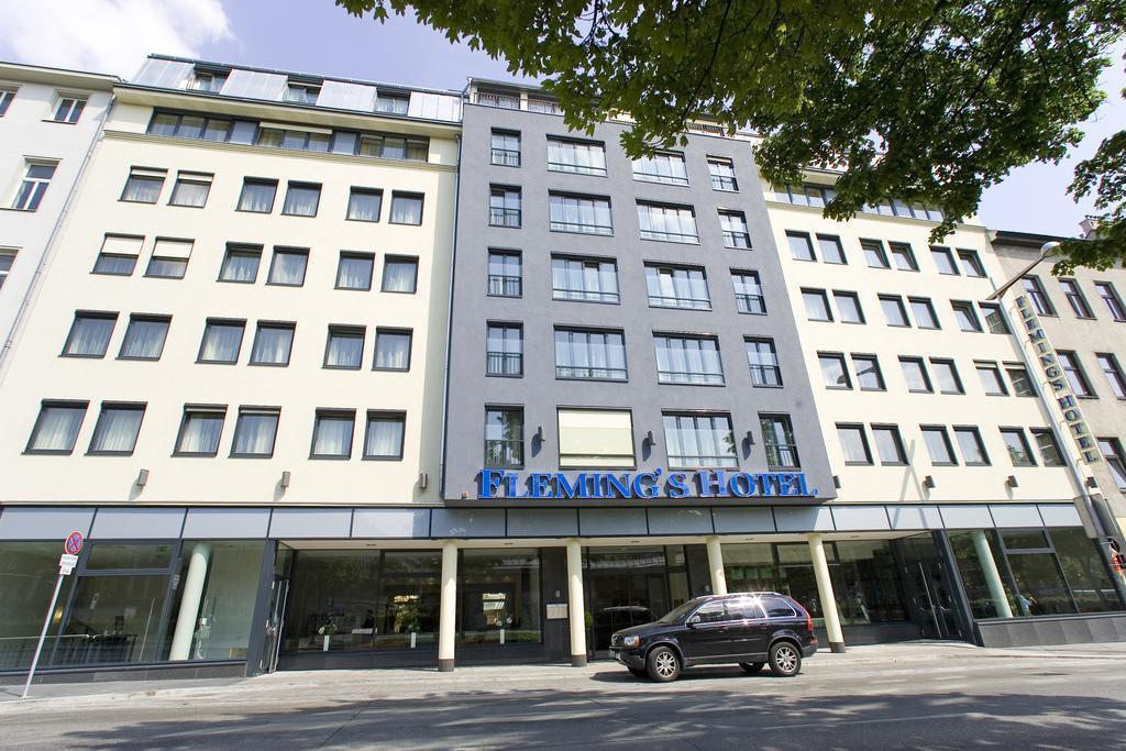 Готель Fleming`s Wien-Westbahnhof 4*