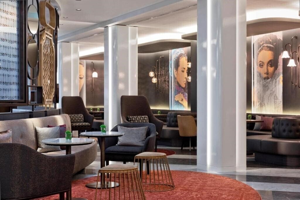 Отель Renaissance Vienna Schonbrunn Hotel 4*