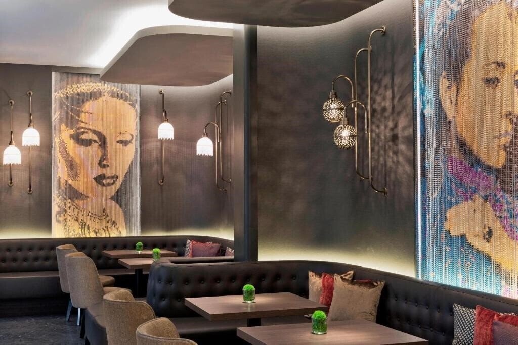 Картинка Renaissance Vienna Schonbrunn Hotel 4*