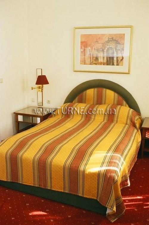 Готель Resonanz 3*