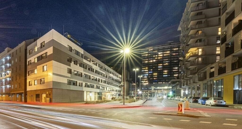Фото Plaza Inn Wien Gasometer 4*