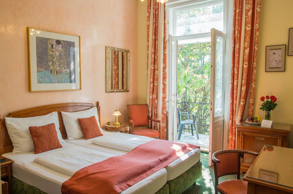 Фотографія Park Villa 4*