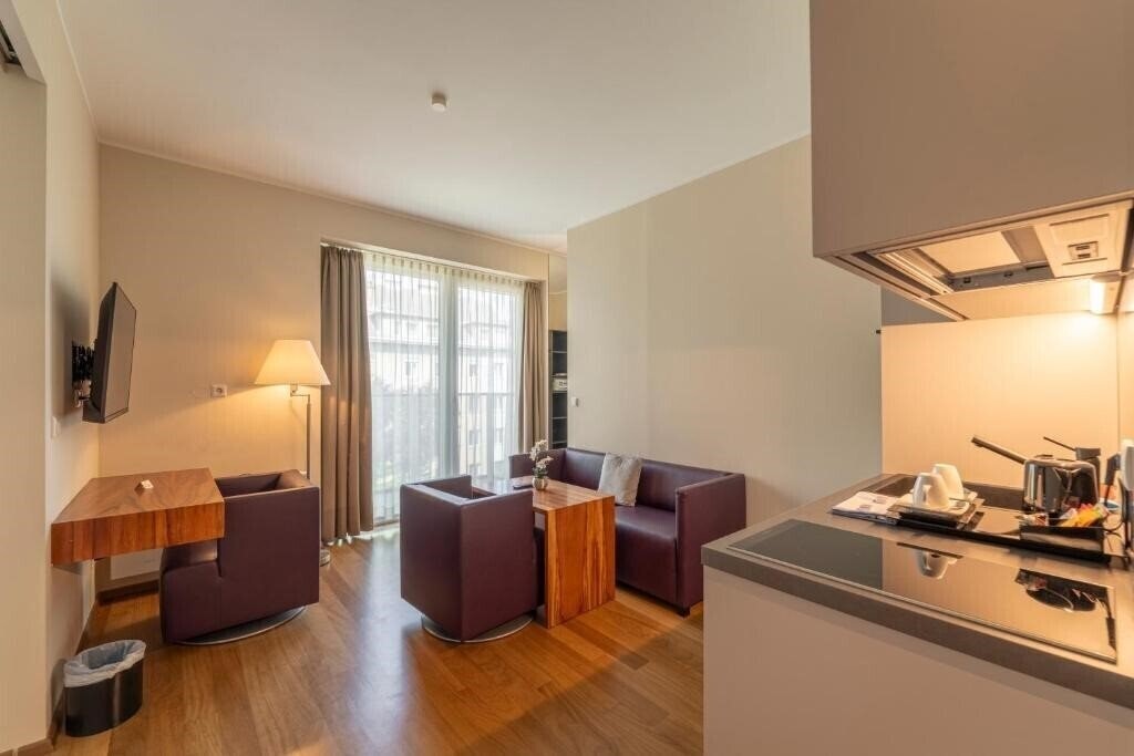 Фотографія Pakat Suites 4*