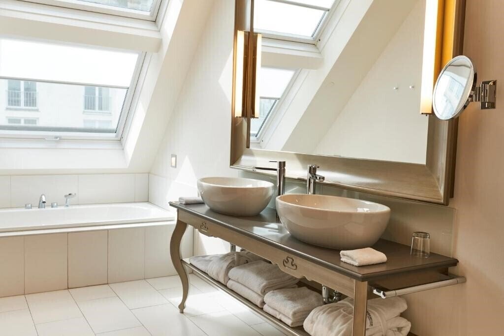 Фотографія Steigenberger Herrenhof 5*