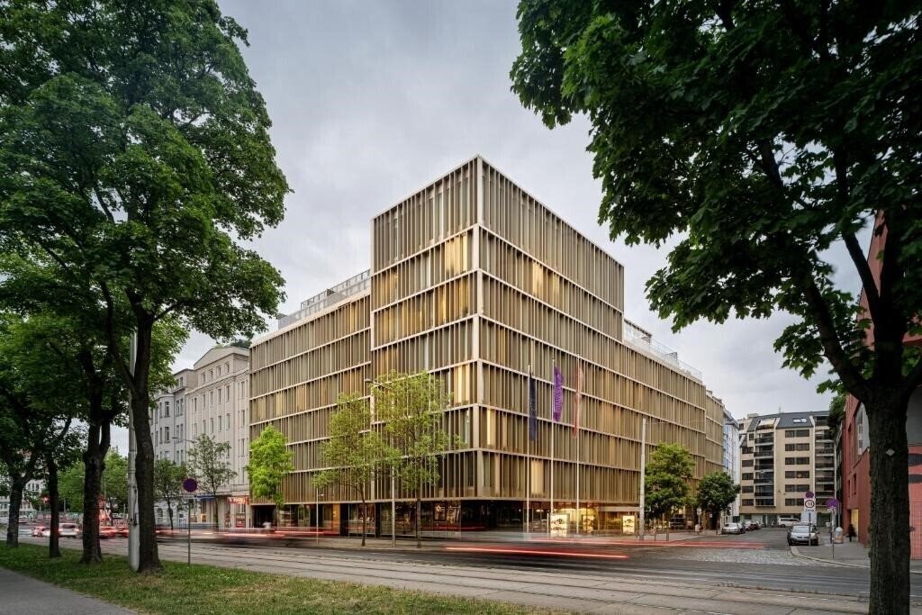 Отель Maxx by Steigenberger Hotel Vienna 4*