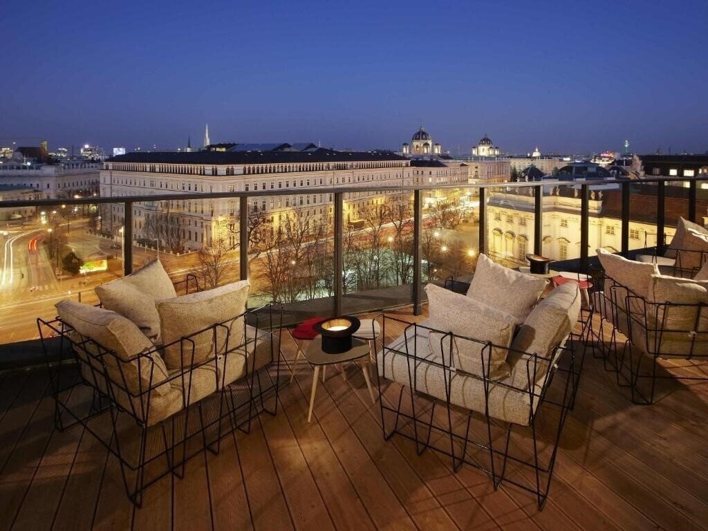 Отель 25 Hours Wien 4*