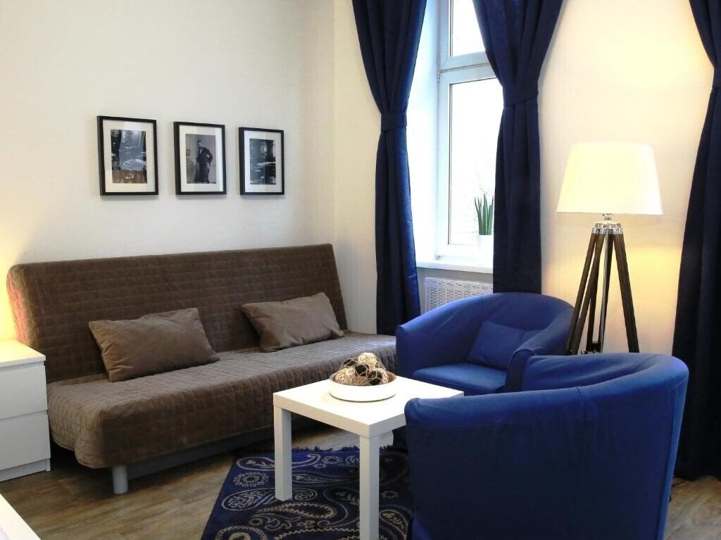 Отель Flatprovider Comfort Eduard Apartment 4*