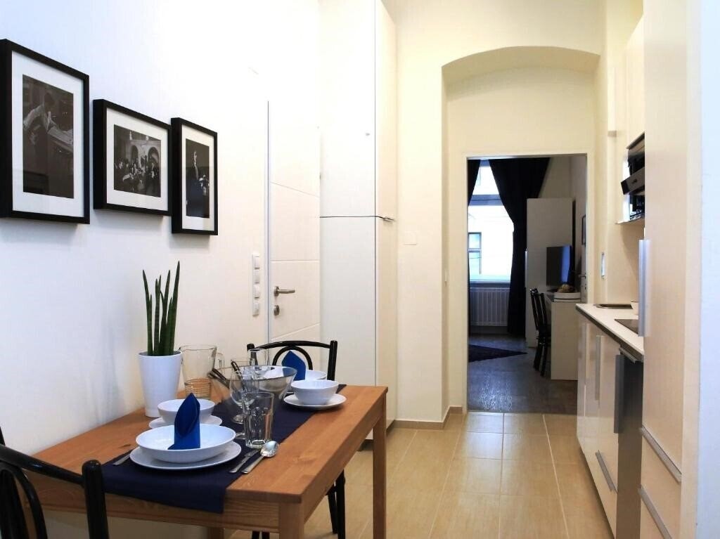 Картинка Flatprovider Comfort Eduard Apartment 4*