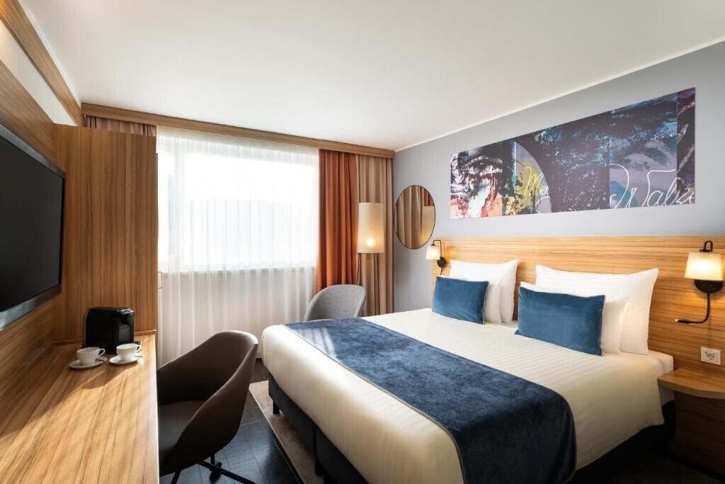 Готель Leonardo Hotel Vienna Schonbrunn 4*