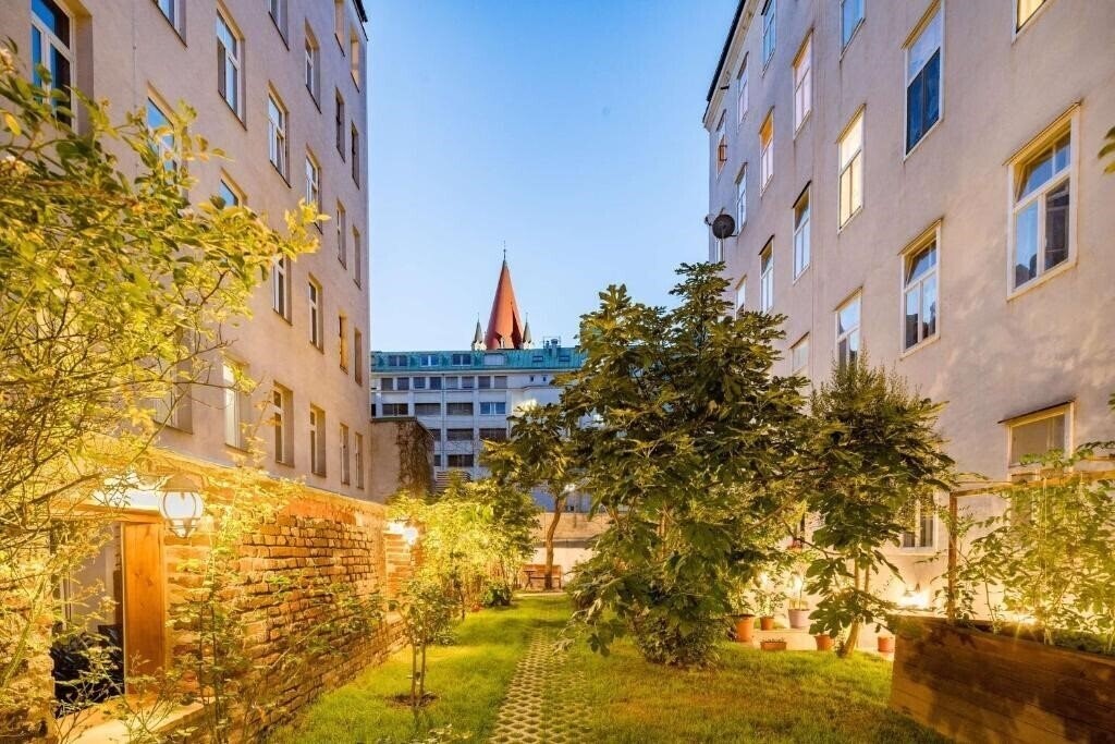 Зображення Best Western Plus Celebrity Suites 3*