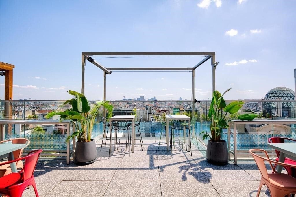 Отель Jaz In The City Vienna 4*