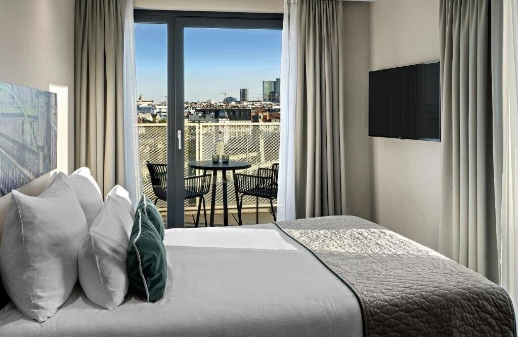 Фото Leonardo Hotel Vienna City West 4*