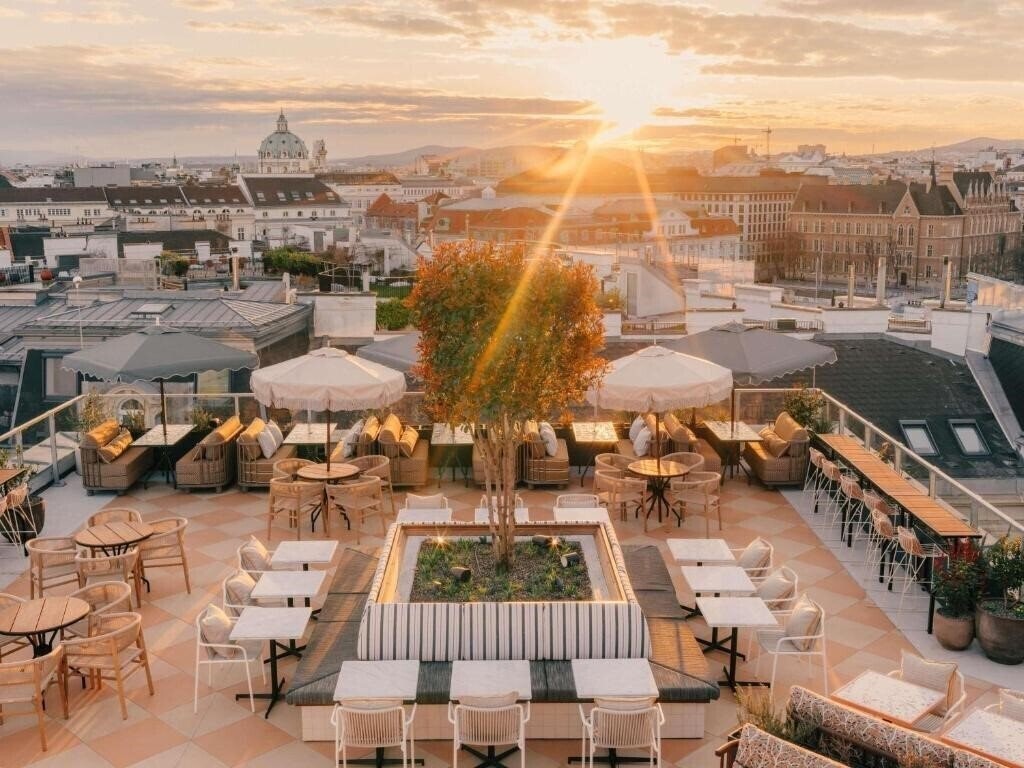 Отель The Hoxton Vienna 4*