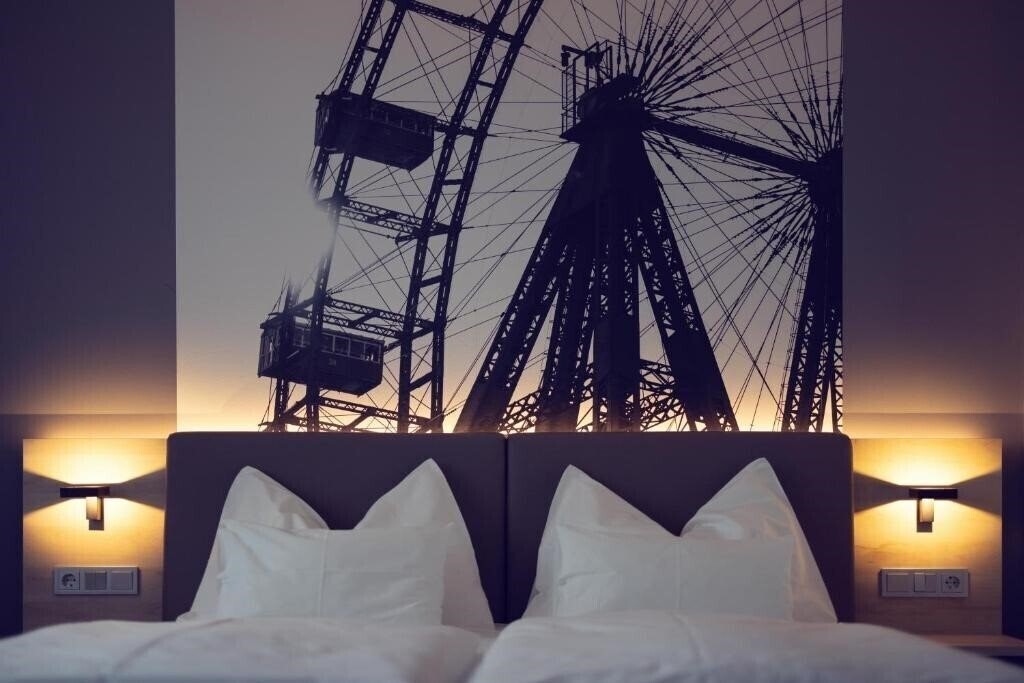 Отель Roomz Vienna Prater 4*