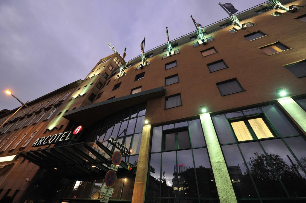 Готель Arcotel Wimberger 4*